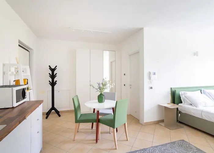 Apartament Nest - With Garden Tremezzo